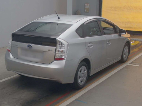 2010 Toyota Prius ZVW30[1]