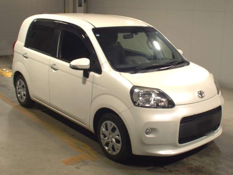 2015 Toyota Porte NCP141[2]