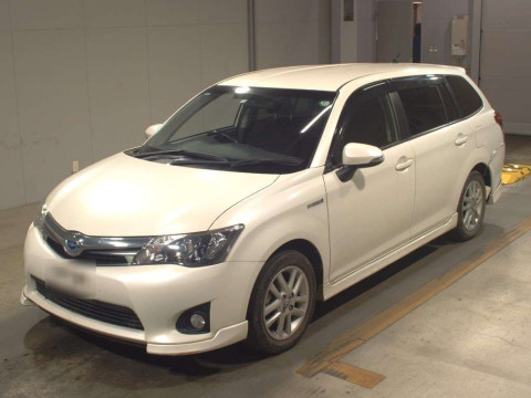 2014 Toyota Corolla Fielder NKE165G[0]