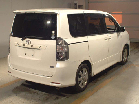 2008 Toyota Voxy ZRR70W[1]