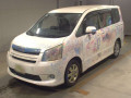 2009 Toyota Noah