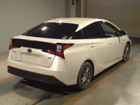 2020 Toyota Prius ZVW51[1]