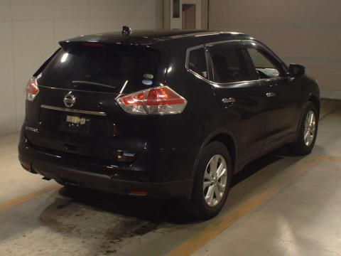 2015 Nissan X-Trail NT32[1]