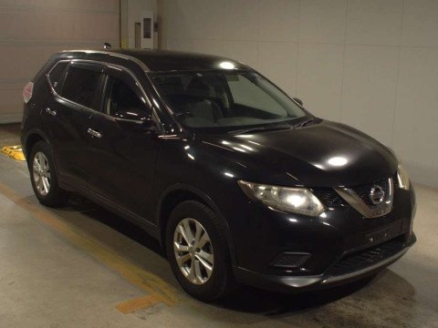 2015 Nissan X-Trail NT32[2]