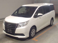 2016 Toyota Noah