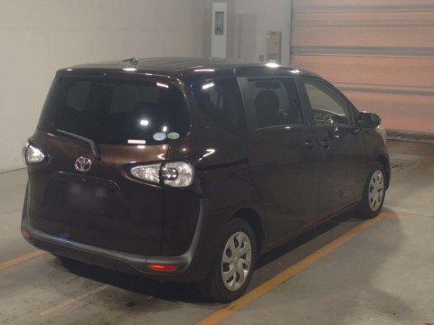 2015 Toyota Sienta NSP170G[1]