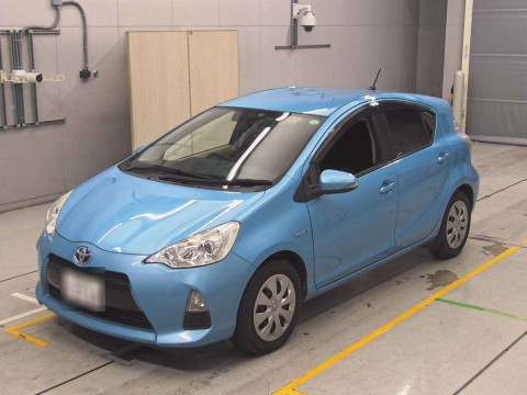 2014 Toyota Aqua NHP10[0]