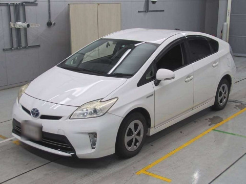 2013 Toyota Prius ZVW30[0]