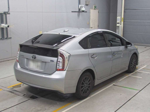 2012 Toyota Prius ZVW30[1]