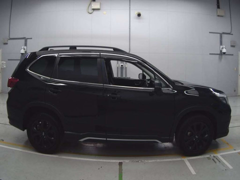 2021 Subaru Forester SK5[2]