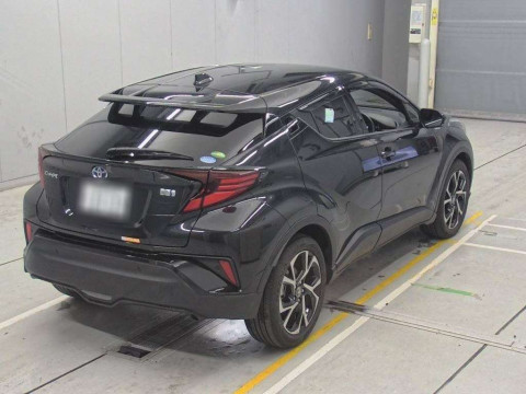 2020 Toyota C-HR ZYX11[1]