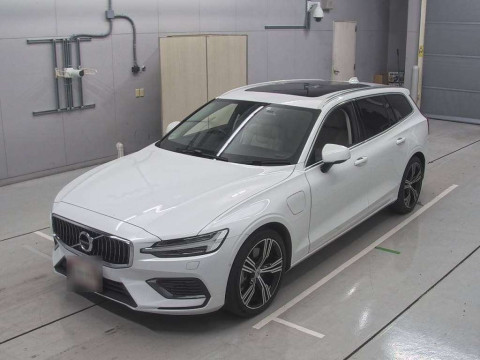 2019 Volvo V60 ZB420PT6[0]