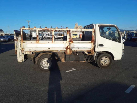 2004 Hino DUTRO XZU301M[2]