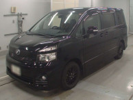 2010 Toyota Voxy