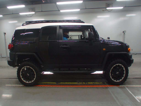 2013 Toyota FJ CRUISER GSJ15W[2]