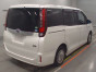 2015 Toyota Noah