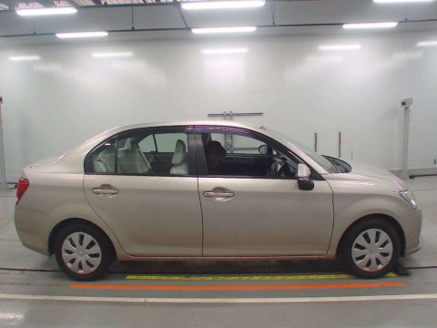 2012 Toyota Corolla Axio NZE161[2]