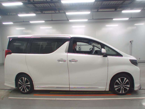 2022 Toyota Alphard AGH30W[2]