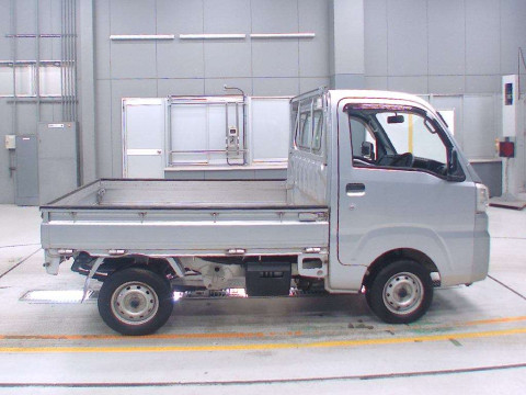 2017 Subaru Sambar Truck S510J[2]