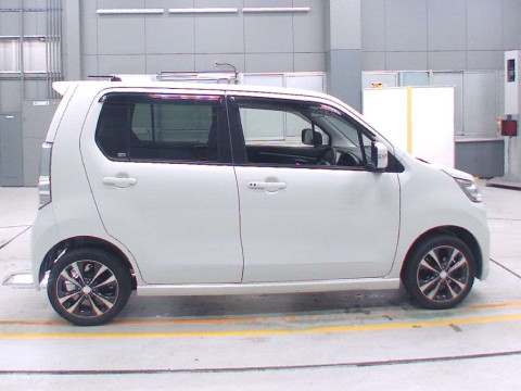 2013 Suzuki WAGON R STINGRAY MH34S[2]