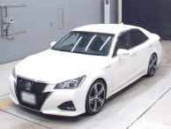 2015 Toyota Crown Hybrid