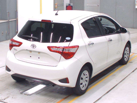 2020 Toyota Vitz KSP130[1]