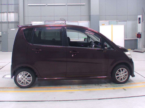 2009 Daihatsu Move L175S[2]