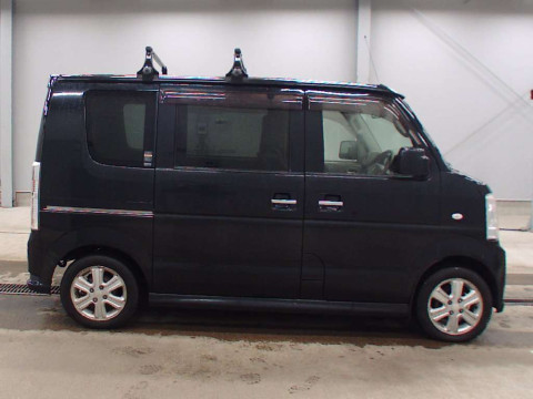 2014 Suzuki Every Wagon DA64W[2]