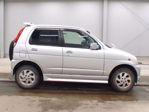 2001 Daihatsu Terios Kid J111G[2]