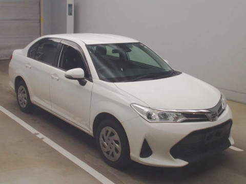 2017 Toyota Corolla Axio NZE164[2]