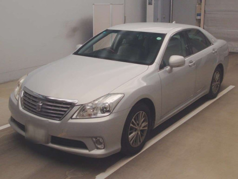 2011 Toyota Crown GRS200[0]