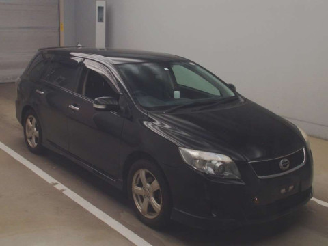 2012 Toyota Corolla Fielder NZE141G[2]