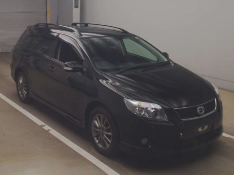 2010 Toyota Corolla Fielder NZE141G[2]