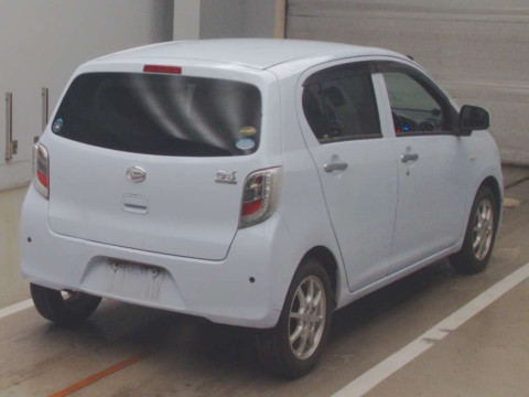 2016 Daihatsu Mira es LA300S[1]