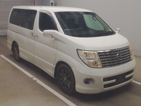 2007 Nissan Elgrand E51[2]