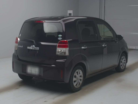 2016 Toyota Spade NSP141[1]