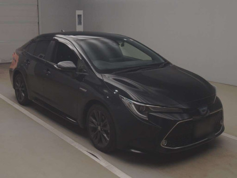 2019 Toyota Corolla Sedan ZWE211[2]