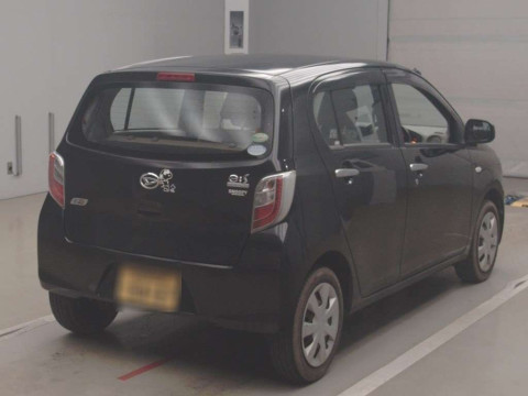 2013 Daihatsu Mira es LA300S[1]