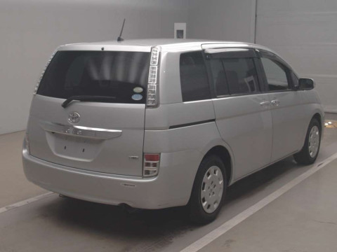 2011 Toyota Isis ZGM10G[1]