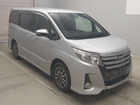 2016 Toyota Noah ZRR80W[2]