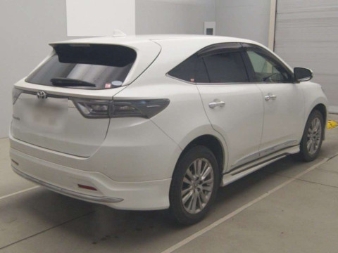 2015 Toyota Harrier ZSU60W[1]