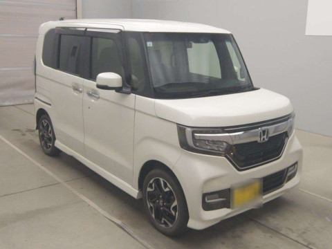 2017 Honda N-BOX CUSTOM JF4[2]