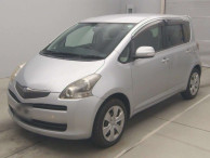 2010 Toyota Ractis