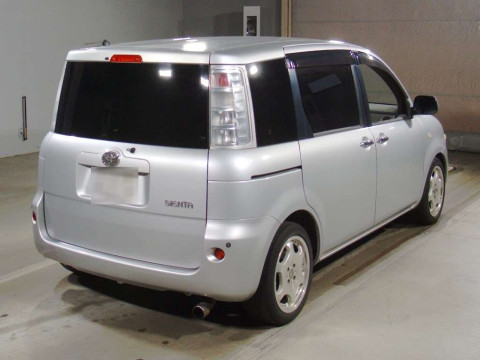 2005 Toyota Sienta NCP81G[1]