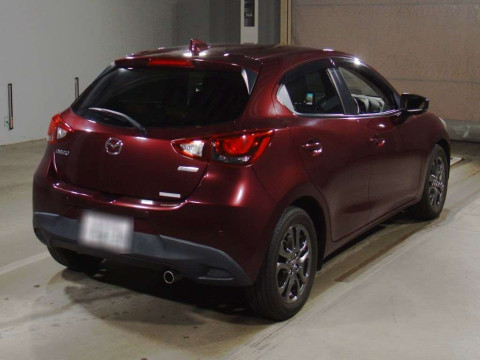 2016 Mazda Demio DJ5FS[1]