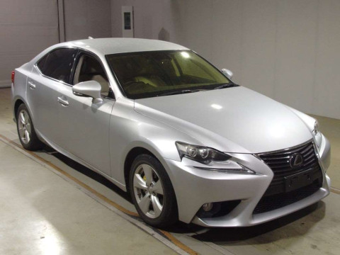 2013 Lexus IS AVE30[2]