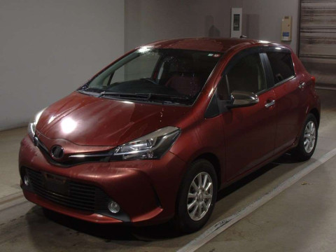 2015 Toyota Vitz NSP130[0]