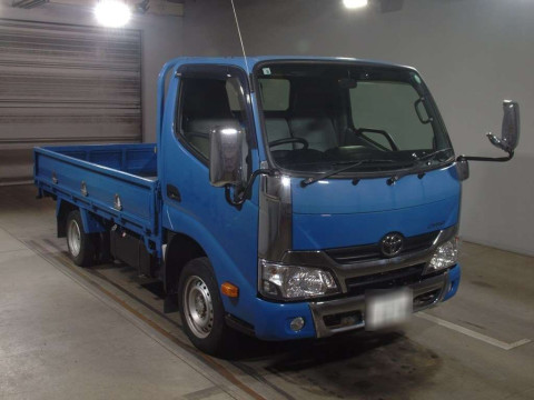 2018 Toyota Dyna Truck KDY231[2]