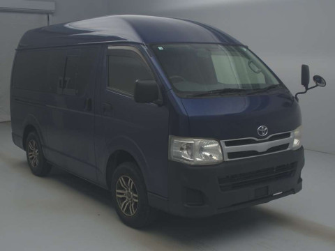 2013 Toyota Regiusace Van KDH206K[2]