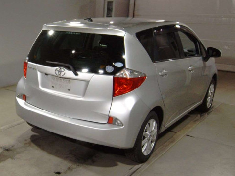 2013 Toyota Ractis NSP120[1]